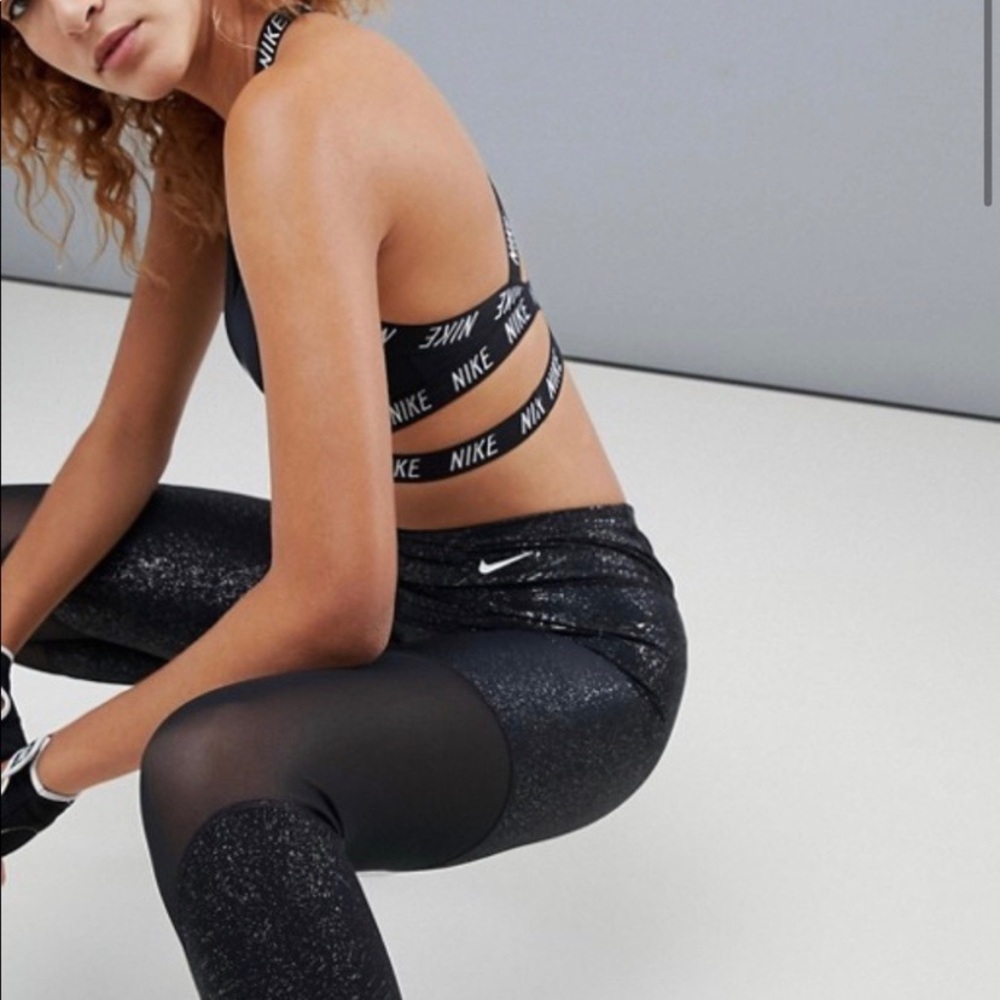 ✨Nike Glitter/Sheer Panel Legging✨
